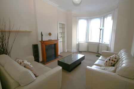 Tollcross Road, Spacious 2 Bed Furnished Apartment, Tollcross – Available 19/02/2025 - Photo 4