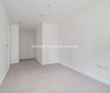 3 bedroom flat to rent - Photo 5