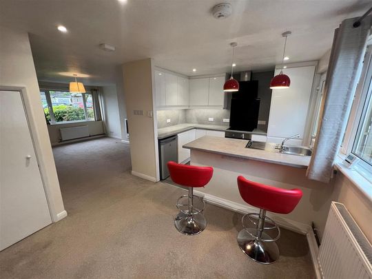 3 bedroom terraced house to rent - Photo 1