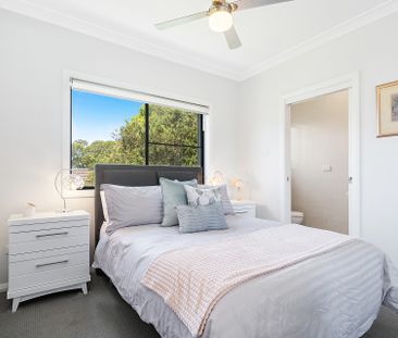 2/36 Watkins Road, Baulkham Hills NSW 2153 - Townhouse For Rent | D... - Photo 1