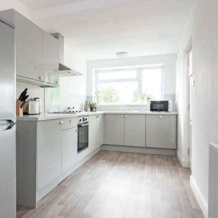 Southmead Road, Southmead - Photo 1
