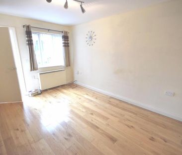 1 bedroom ground floor flat to rent - Photo 1
