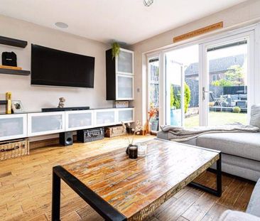 2 bedroom property to rent - Photo 1