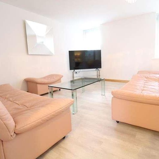 Loanhead Terrace, AB25 - Photo 1