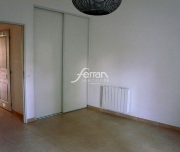 Location Appartement 2 pièces 46m² LES ARCS 83460 - Photo 6