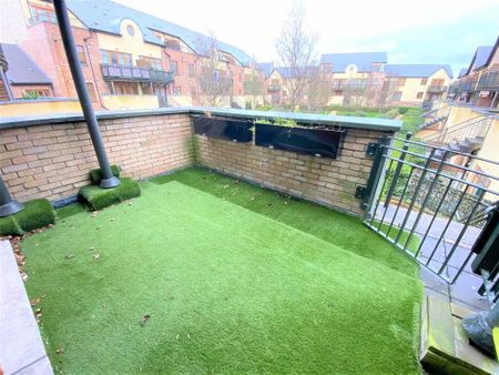 Woodbrook Crescent, Castleknock, Dublin 15 - Photo 2