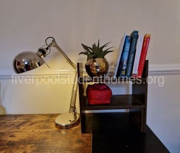 Jubilee Drive, Liverpool - Photo 1