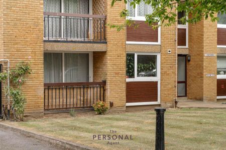 2 bedroom flat to rent - Photo 3