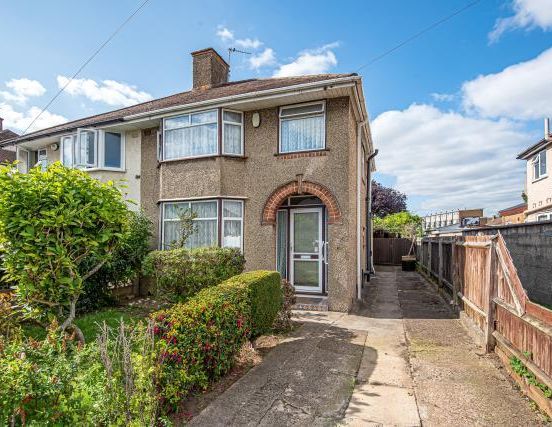 3 bedroom semi-detached house to rent - Photo 1