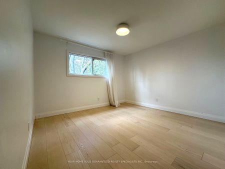 For Lease - 36 Queen Street Unit# MAIN FLOOR, Barrie, Ontario - Photo 5