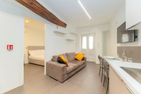 Via Santa Chiara, Turin, Piedmont 10122 - Photo 2