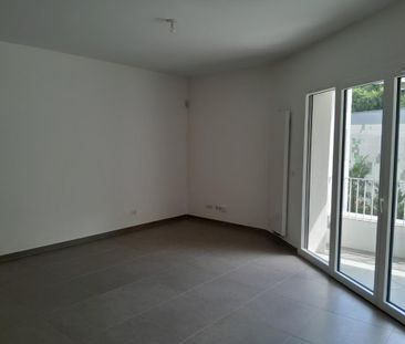 Location Appartement 2 pièces 47m² ANNECY 74000 - Photo 4
