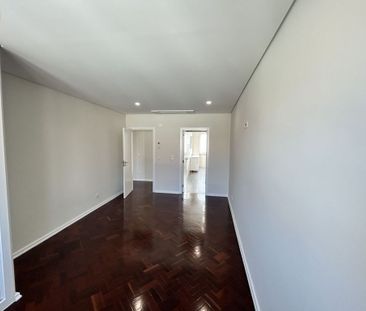 Luxury Apartment for rent in Lisbon, Portugal - Photo 5