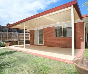 Charming Home in Prime Nerang Location - Photo 6