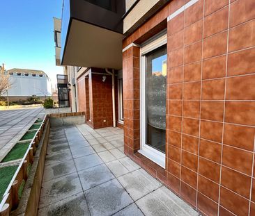 Location appartement 2 pièces, 56.00m², Reims - Photo 2