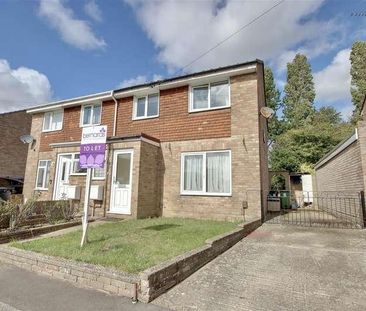 Coltsmead, Portsmouth, PO6 - Photo 1