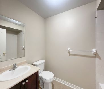 For Lease - 4439 Centretown Way, Mississauga, Ontario - Photo 3