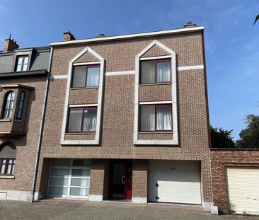 Appartement op de 1ste verdieping, ideaal gelegen op wandelafstand ... - Foto 1