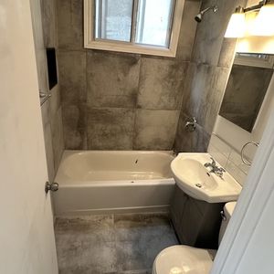 4 1/2 Apt 1550$ -1er Août Rénové - Photo 3