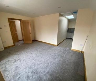 1 Bed Flat, Montpelier Road, NG7 - Photo 4