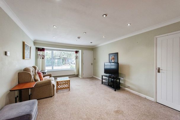 Castle Close - Photo 1