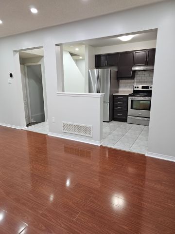 For Lease - 20 Whiteface Crescent, Brampton, Ontario - Photo 3