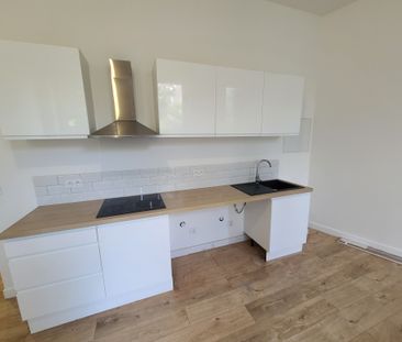 Location Appartement 2 pièces 42m² MARSEILLE 6ème - Photo 3