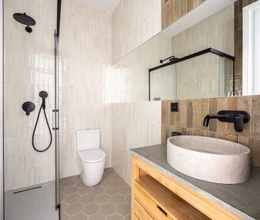 Carrer de Mallorca, Barcelona, Catalonia 08037 - Photo 6