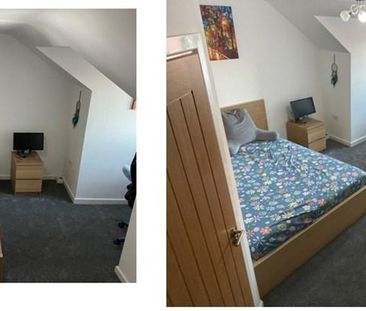 3 bedroom semi-detached house to rent - Photo 4