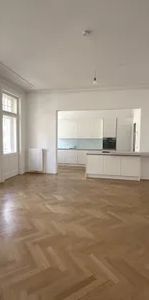 Großzügige Mietwohnung in exklusiver Innenstadtlage! - Photo 1