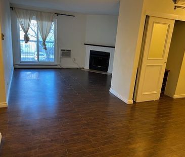 For Lease - 1450 Glen Abbey Gate Unit# 322, Oakville, Ontario - Photo 1