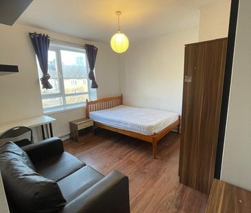 Room in a Shared Flat, Wingate House, E3 - Photo 3