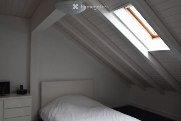 6,5 Zimmer-Maisonette-Wohnung in Steinmaur inkl. NK, PP und Garage - Photo 1