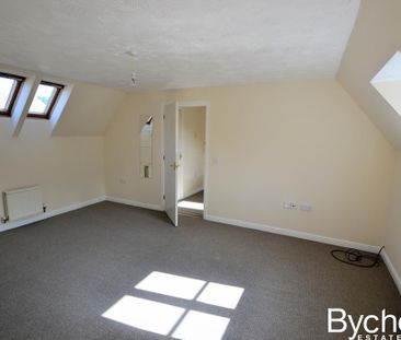 2 bedroom coach house to rent - Photo 3