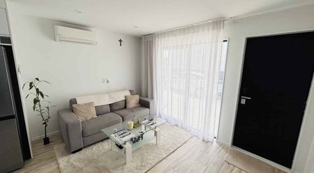 HENDERSON, 3 BEDROOMS - Photo 5