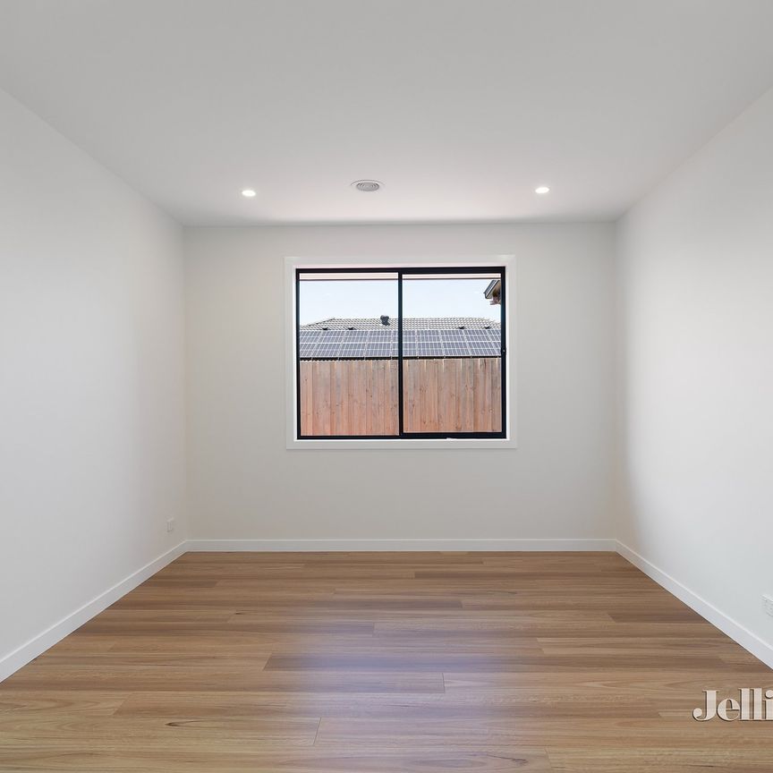 15 Vittorio Road, Mernda - Photo 1