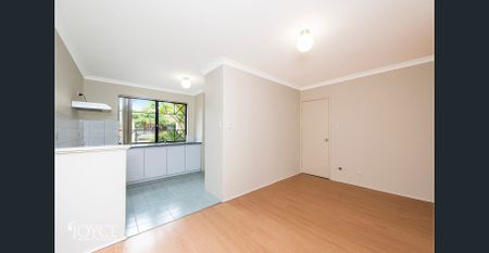 Location Location! - Photo 3