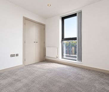 Surbiton Plaza, Surbiton, Kingston Upon Thames, KT6 - Photo 5