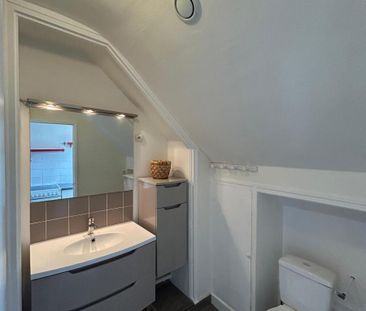 Location studio avec mezzanine en hyper centre - Photo 4