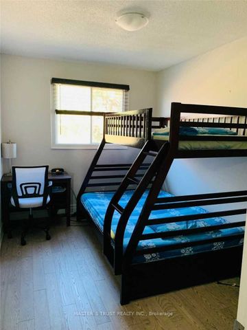 For Lease - 40 Whitley Castle Crescent, Toronto, Ontario - Photo 2