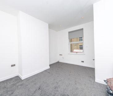 PEEL STREET MORLEY LEEDS LS27 8QS - Photo 4