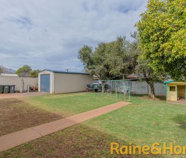 20 Lindsay Place, Dubbo, NSW 2830 - Photo 5