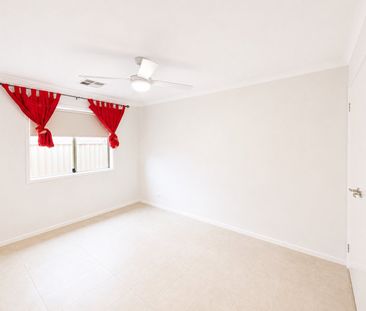 4 BEDROOM HOME IN KIALLA - Photo 3