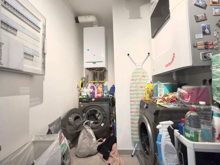 Rue Marguerite Bervoets, 1190, Forest - Photo 3