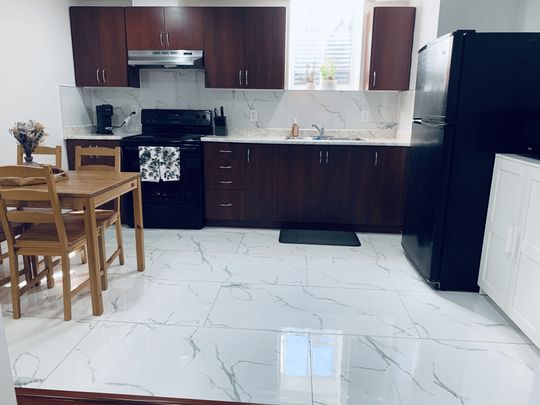 For Lease - 18 Dillon Drive Unit# Basement, Brampton, Ontario - Photo 1