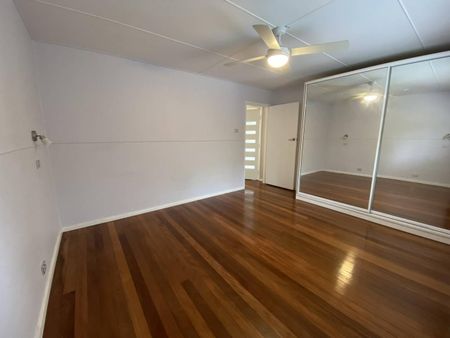 Beautiful 3 bedoom home - Photo 4