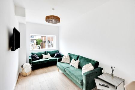 Pen Park Road, Southmead - Photo 2