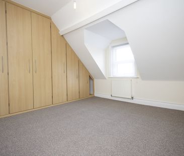 2 bed maisonette to rent in Spencer Road, Bournemouth, BH1 - Photo 3