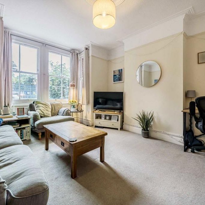 1 bedroom flat to rent - Photo 1
