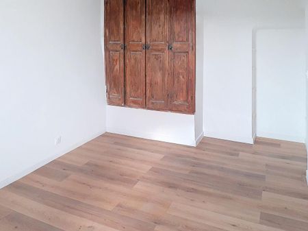 Location Appartement 2 pièces 37m² BRIGNOLES 83170 - Photo 2